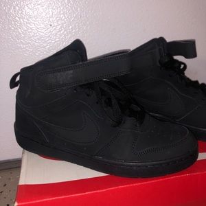 Black Nike Court Borough Mid 2 (GS) Sneakers